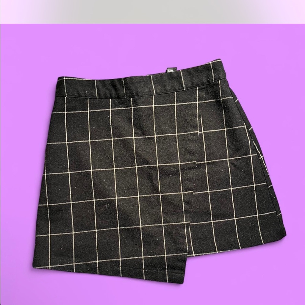 Forever 21 Black and White Plaid Skirt